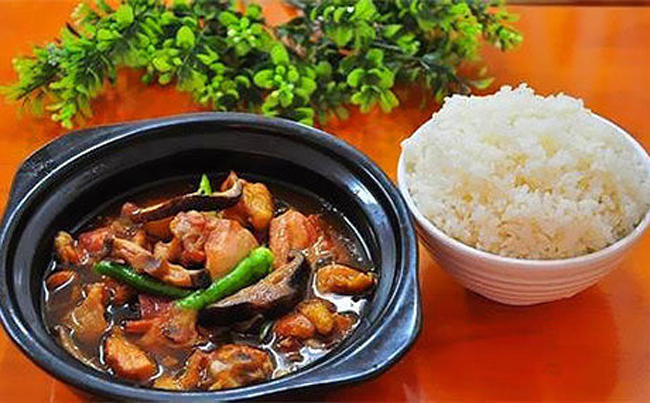 一年關(guān)店上萬(wàn)家，酸菜魚會(huì)是下一個(gè)黃燜雞嗎？(圖2)