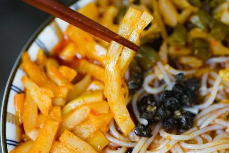 爆火的螺螄粉，為何還未出現(xiàn)大品牌？(圖3)